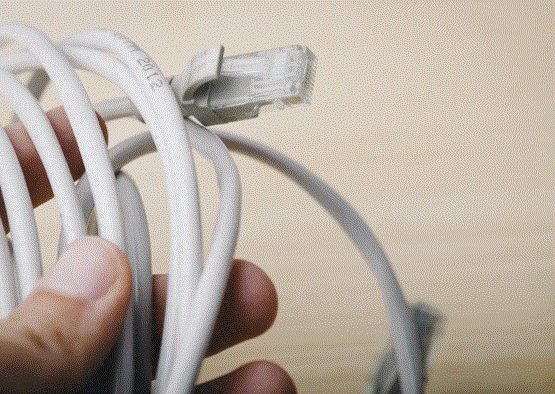 ソフトバンク光　10ギガ　ケーブル